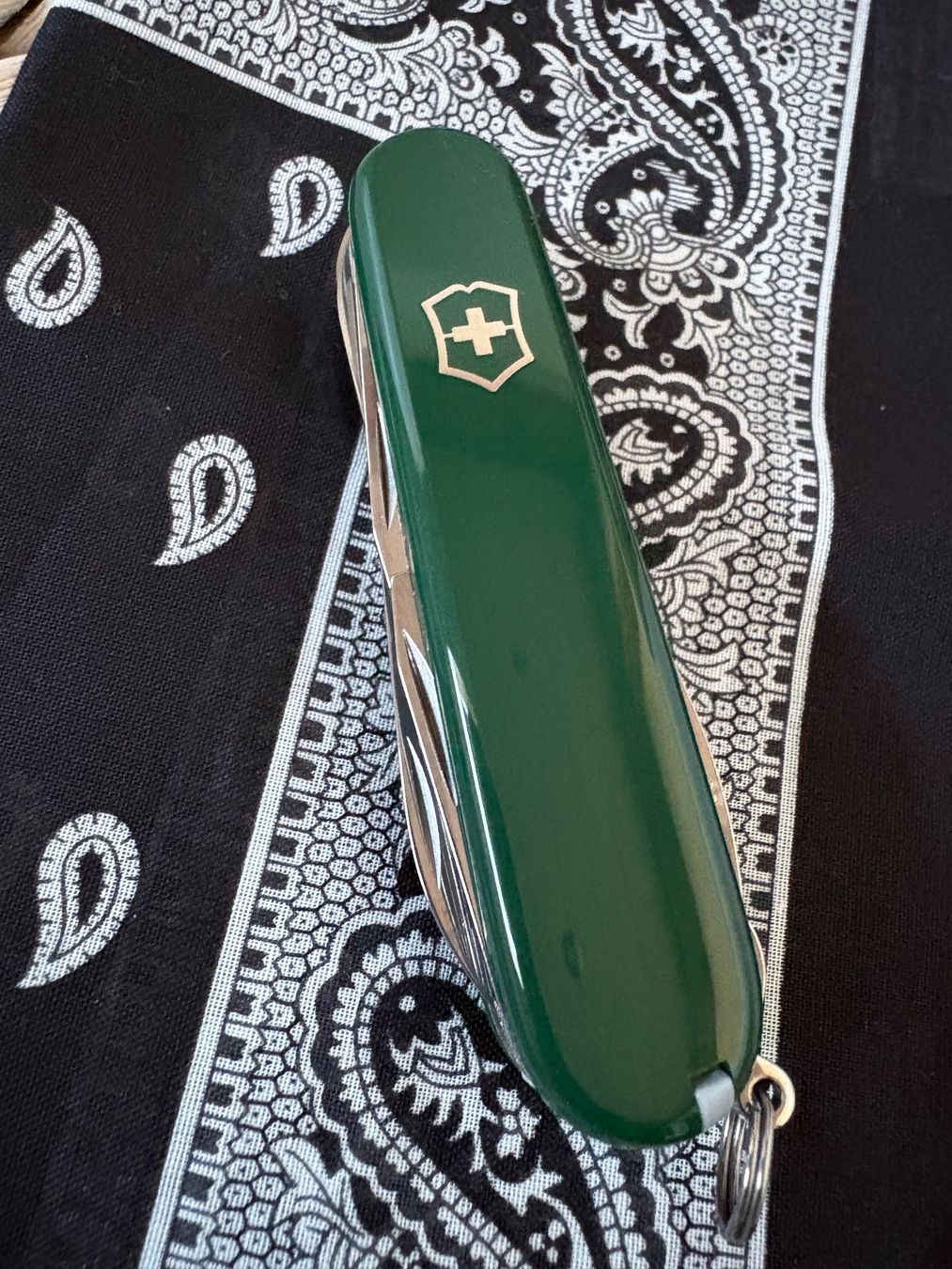 Victorinox Coltelli tascabile: Victorinox Huntsman – Nuovo e nell'imballaggio originale da Kirchberg BE venduto da joh_gs2c