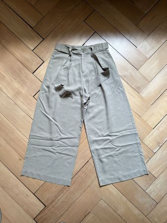 Schön fallende angenehme Hose von Nile, XS bis S, beige
