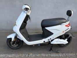 Elektro Roller Yadea