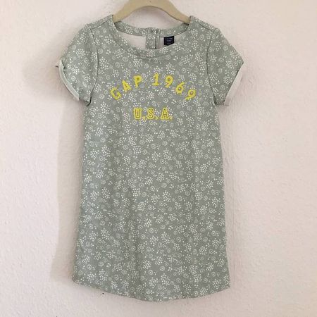GAP robe 4 ans