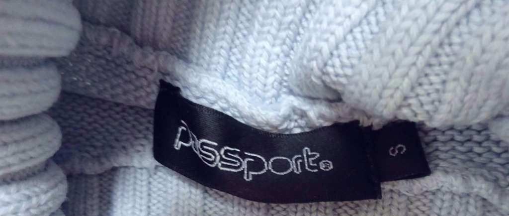 Maglioni & Felpe: Passport - Rollkragenpullover - blau - Gr. S – Usato da Zofingen venduto da Justizia_01 1