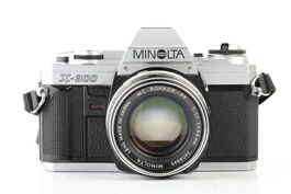 MINOLTA X-300 Spiegelreflexkamera analog mir 2 Objektiven