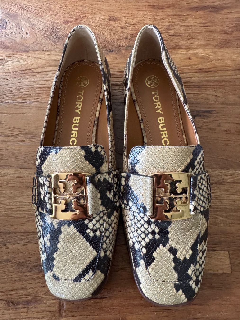 Scarpe da donna: TORY BURCH Damen Statement Loafer SOMMER Python Snake Print – Nuovo (secondo la descrizione) da Horw venduto da Tigerfisch155