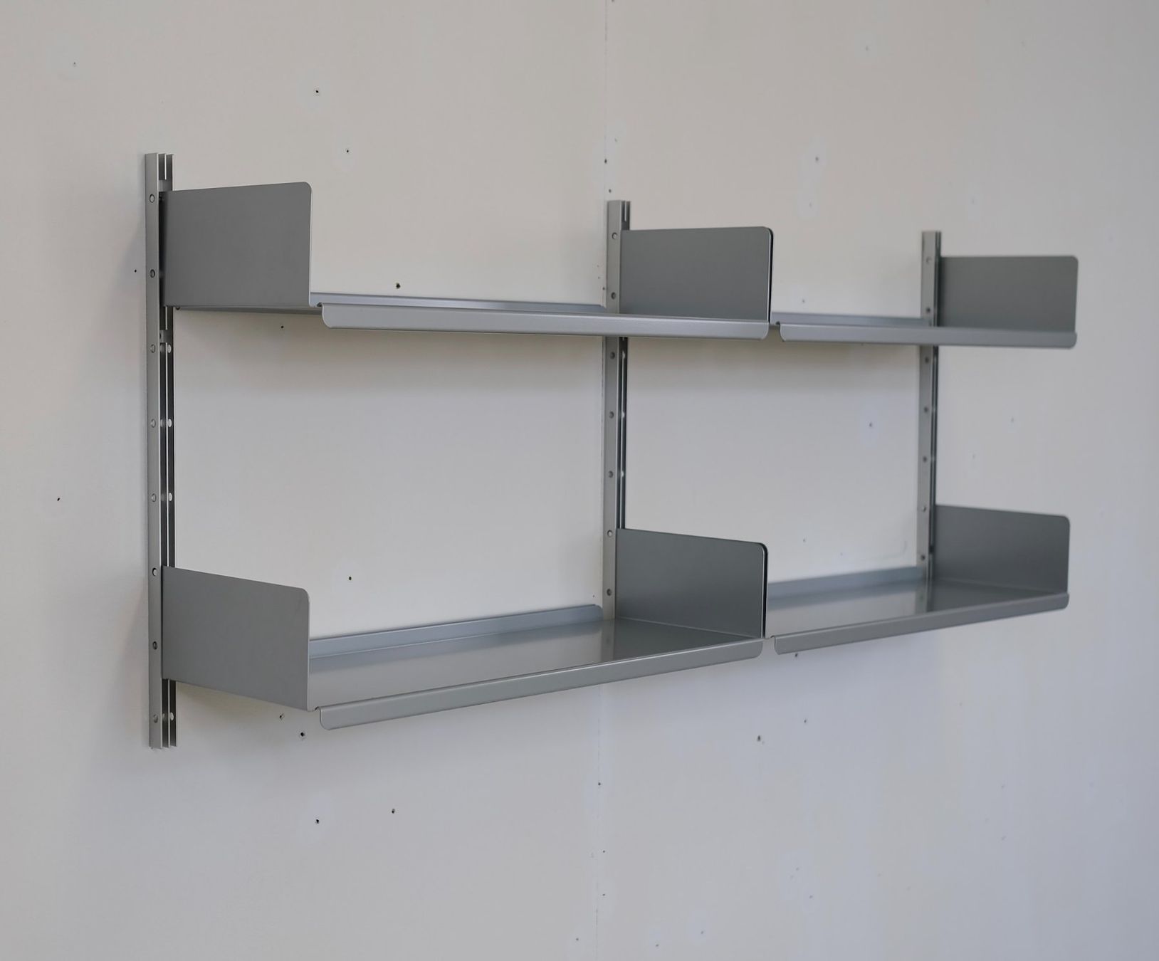 Vitsoe Étagères: Dieter Rams 606 Regalsystem VITSOE – D'occasion à Bern par Zmodern_CON 3