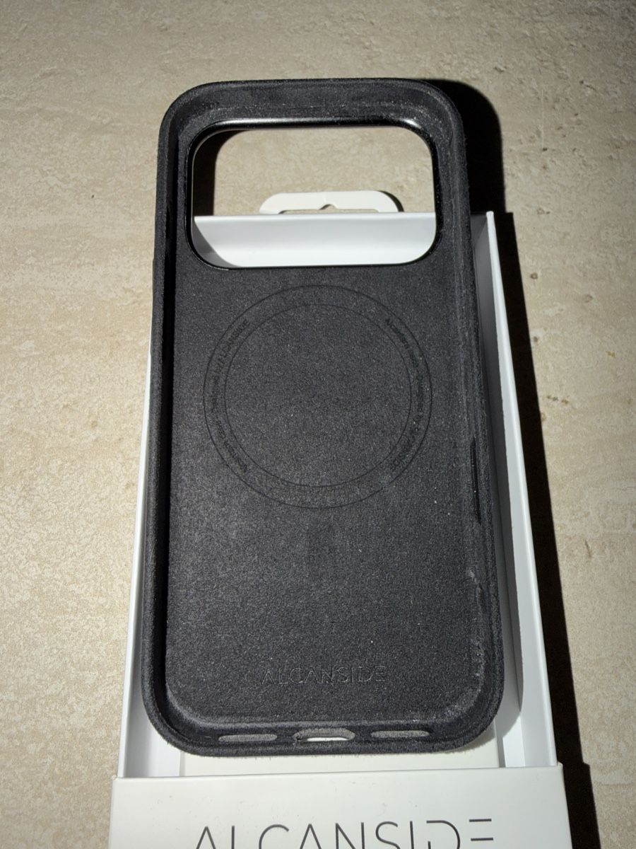 Cover & Protezioni schermo: Alcanside Hülle iPhone 17 Pro Spacegrey – Usato da Winterthur venduto da rmo_gwv8 1