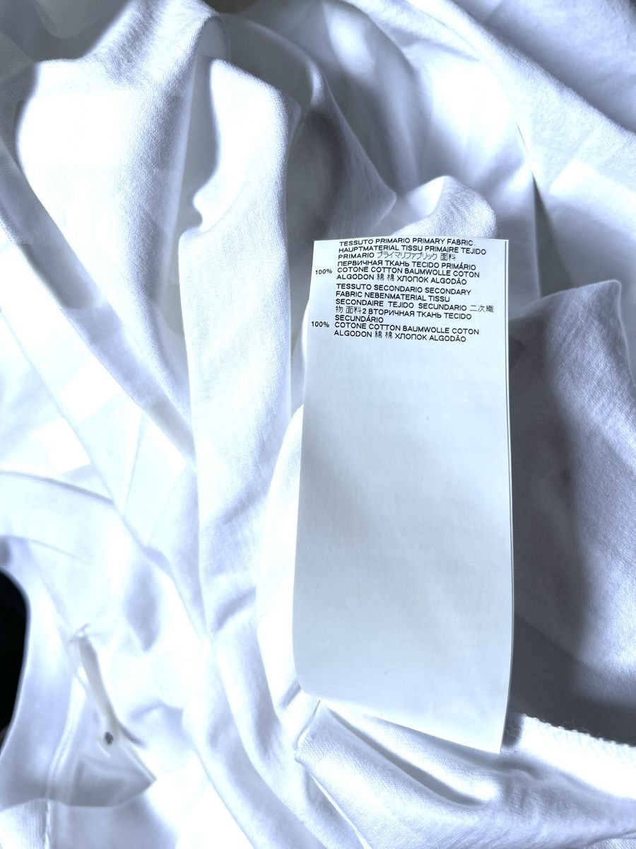 Maison Margiela T-shirt: Maison Margiela t-shirt new – Nuovo (secondo la descrizione) da Barna venduto da orbuyorcry 5