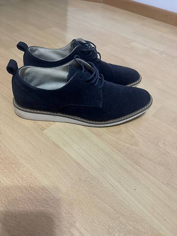 Primark Scarpe da uomo: Elegante Schuhe blau – Nuovo (secondo la descrizione) da Lupfig venduto da Pluribus 2