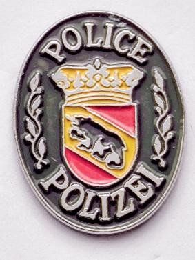 Plaketten & Abzeichen: Polizei Pin - Bern – Gebraucht aus Pfäffikon ZH von Colacity
