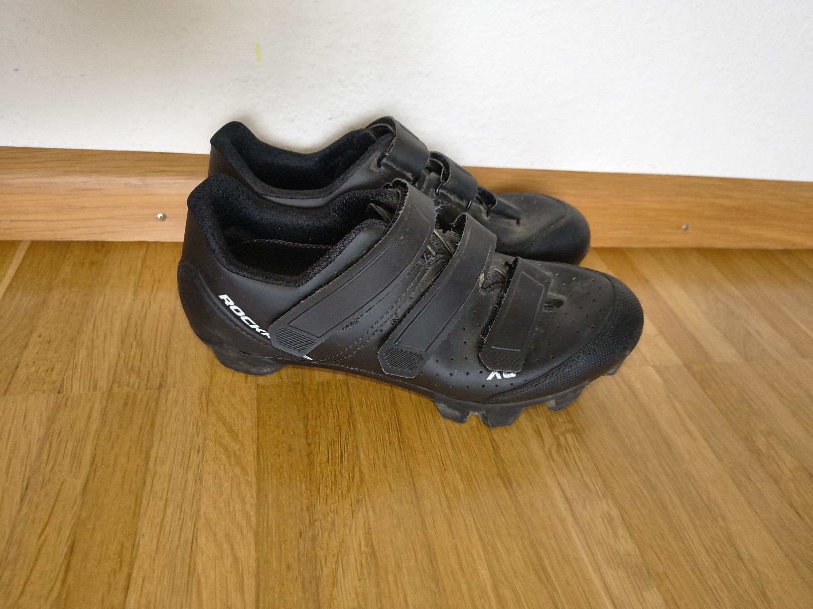 Decathlon Scarpe per ragazzi: Velo Schuhe Rockrider Grösse 36 – Usato da Allschwil venduto da Kremat 1