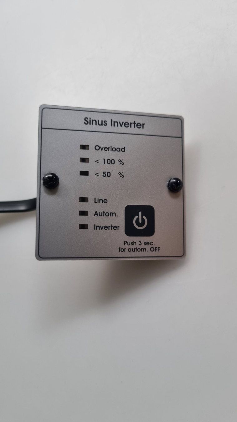 Votronic Componenti elettronici: Sinus Inverter Anzeige Panel Camper Wohnmobil – Usato da Fürigen venduto da Bucheli59 4