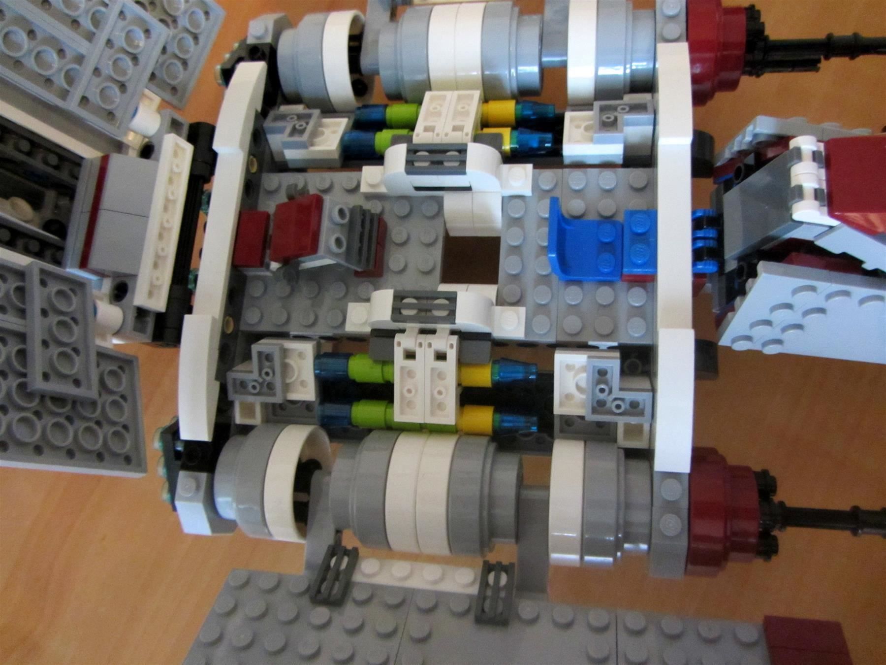 Lego Kit di costruzioni: LEGO Star Wars 8019 " Republic Attack Shuttle " – Usato da Kreuzlingen venduto da Han-Solo-68 9