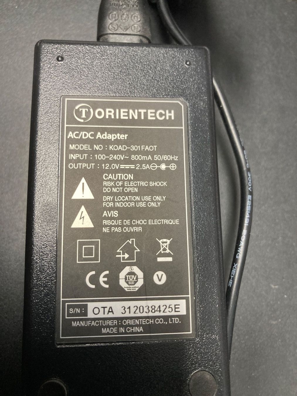 Unità & Adattatore: TORIENTECH AC/DC Adapter – Usato da Lüsslingen venduto da Piper 2