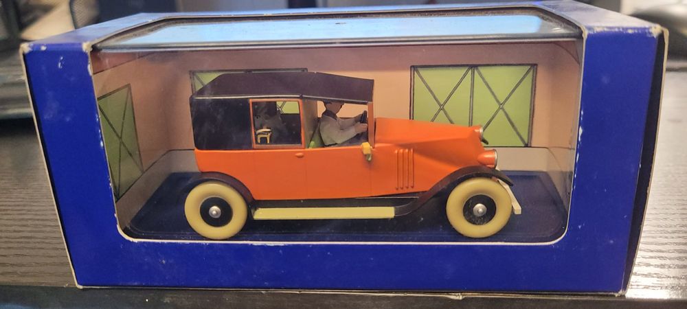 Taxi Rouge De Tintin - Le Crabe Aux Pinces D'Or - Renault 1:43 Atlas - Modèle Hergé Moulinsart