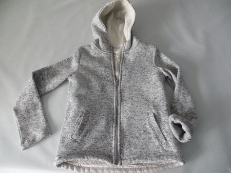 H&M Strickjacke gefüttert Gr. 146/152 für elagante Girls
