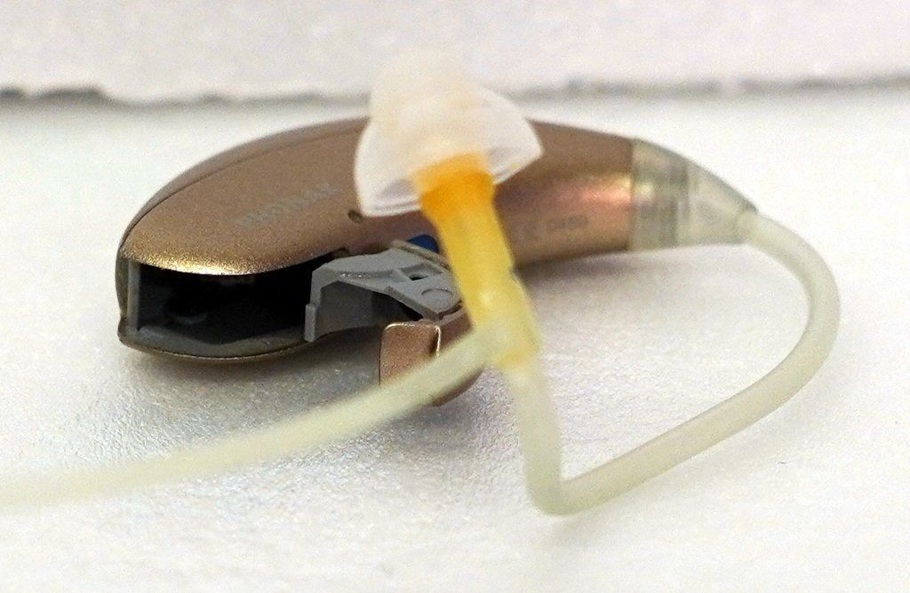 Phonak Attrezzature mediche: Phonak Natos Nova M Hörgeräte – Usato da Dottikon venduto da Floppidogg77 4