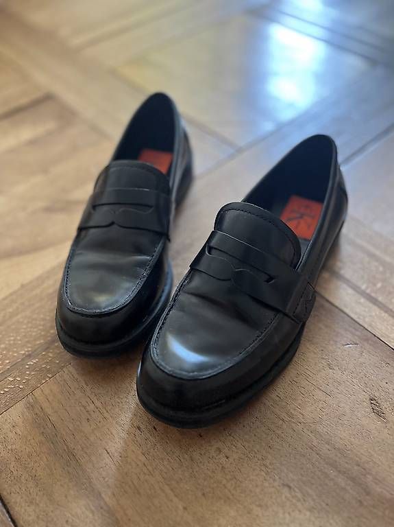 Calvin Klein Scarpe da donna: Loafer Leder Schuhe – Usato da Lichtensteig venduto da Gianna_L 1