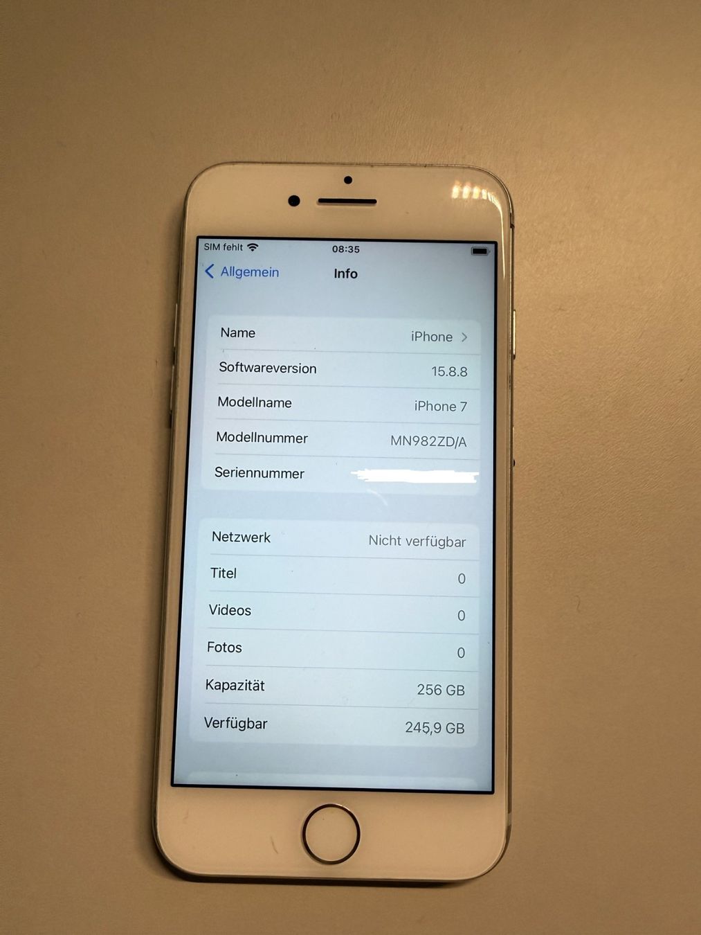 Apple Handys / Smartphones: iPhone 7 - 256 GB  Speicher - Farbe silber – Gebraucht aus Fällanden von Roli12 2