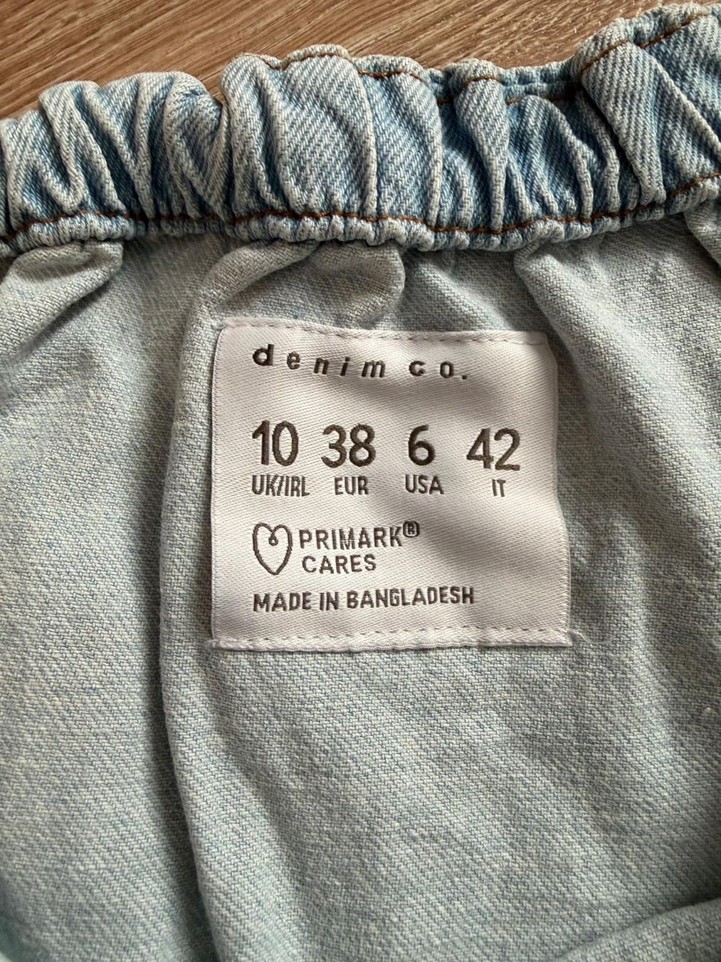 Robes: robe denim 38 – D'occasion à Orbe par don_ym8h 1