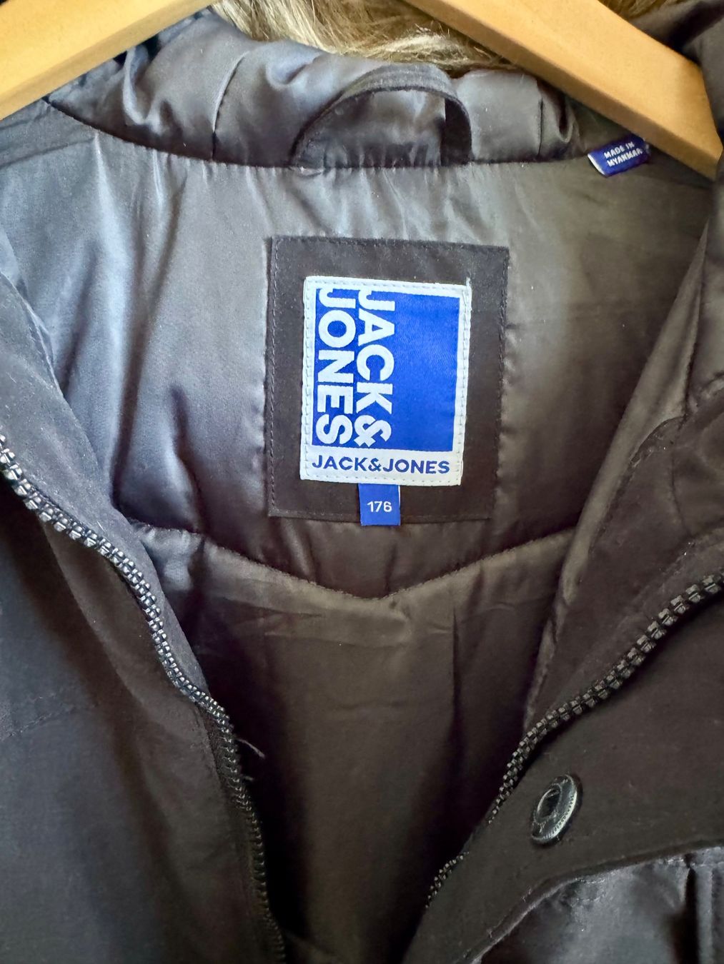 Giacche & Cappotti: Winterjacke – Usato da Domat/Ems venduto da cowi 2
