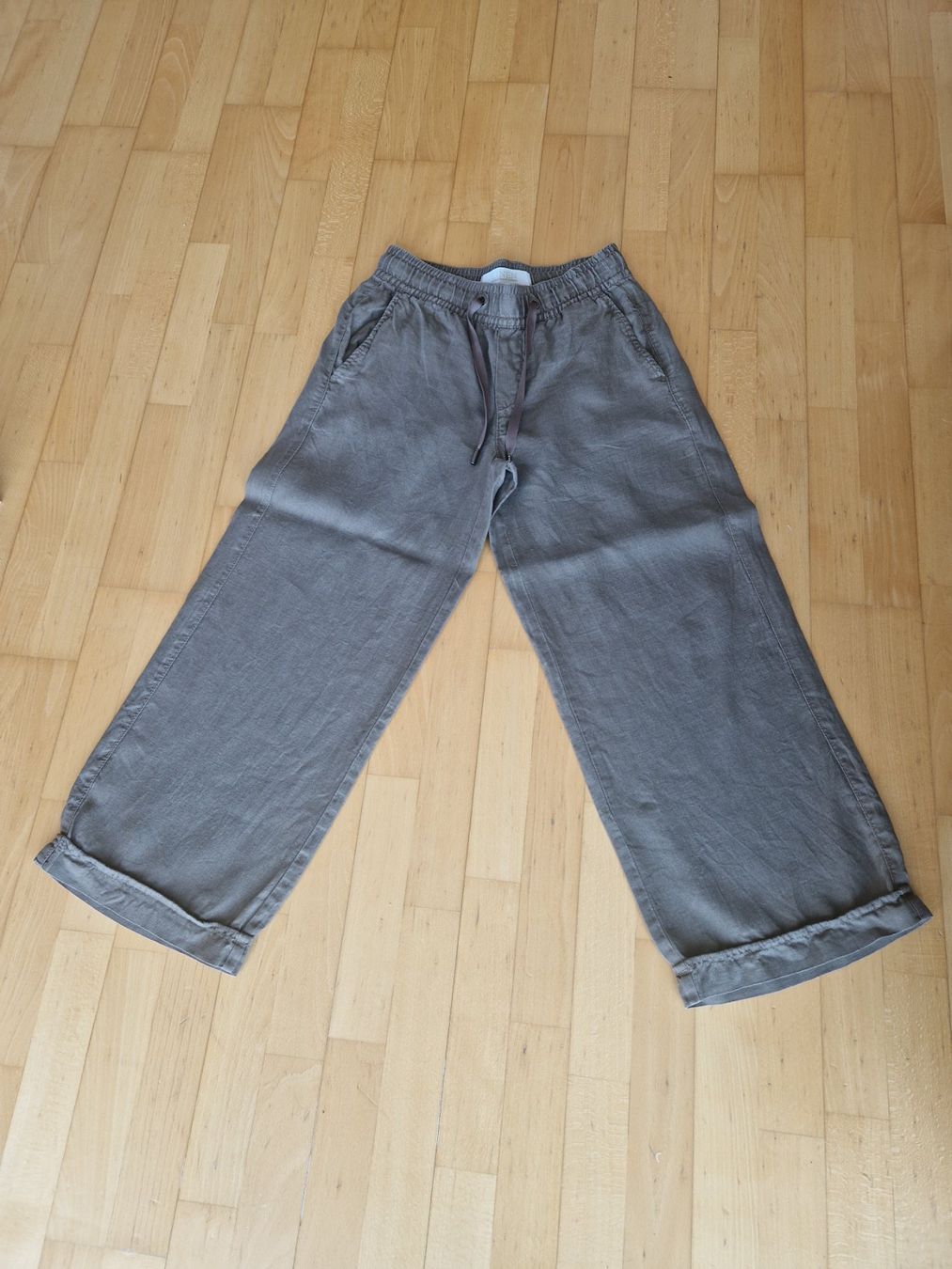 Pantaloni: StreetOne: Braune Leinenhose 7/8, Gr. 32 – Usato da Wittenbach venduto da Cgigi