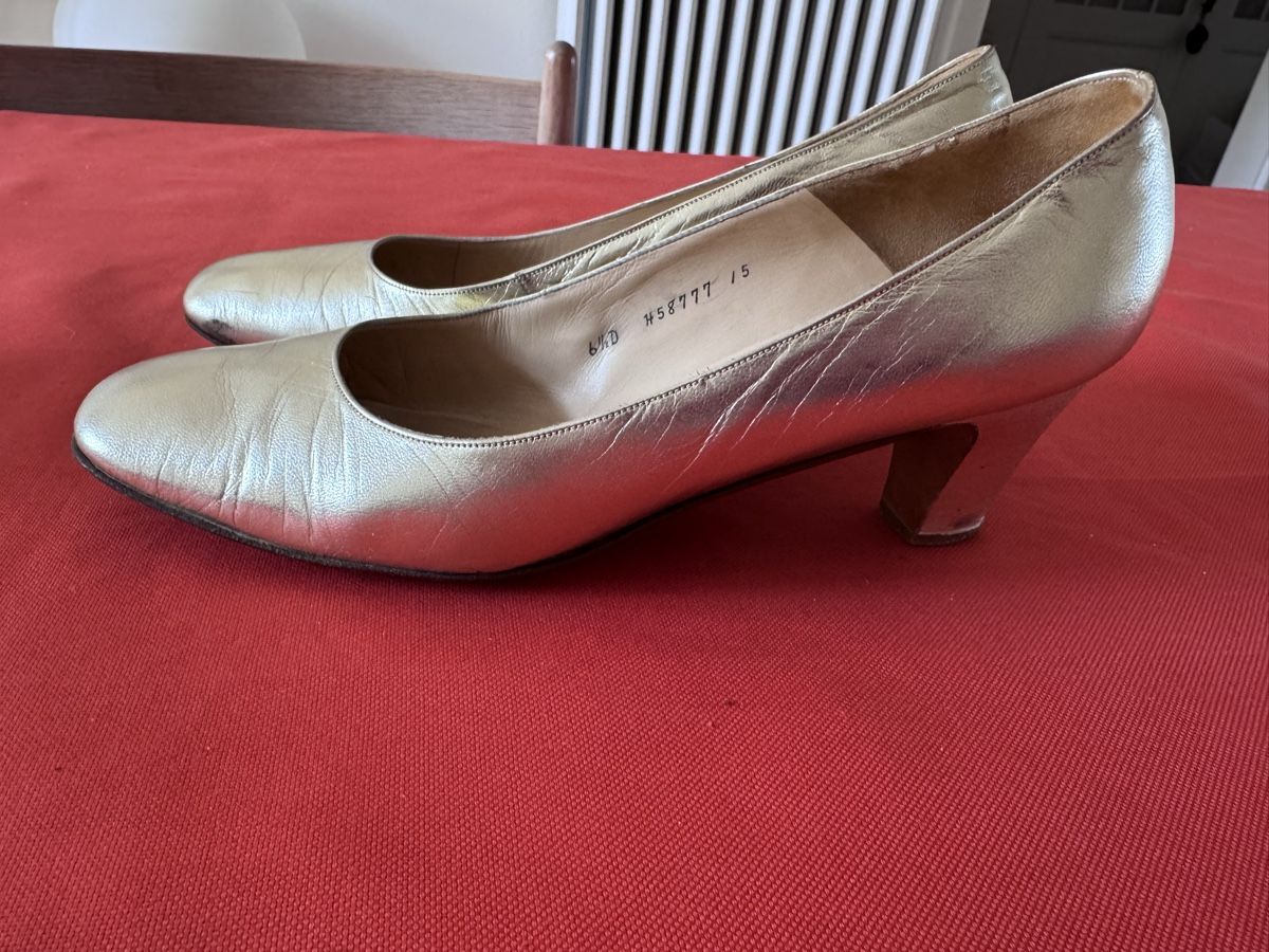 Bally Scarpe da donna: Vintage Gold Bally Pumps Gr. 39 – Usato da Basel venduto da FlorinBasel 4