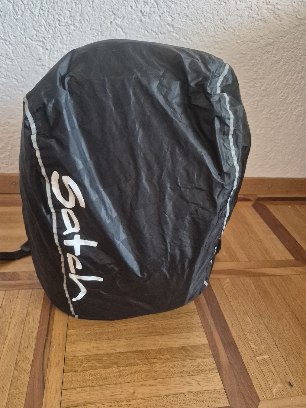 Satch Borse & Zaini: Satch Rucksack mit Regenschutz, 4 Fächer+ Flaschenhalter – Usato da Belp venduto da jul_56lk 3
