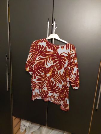 Joli blouse d'été à motif tropical, taille M
