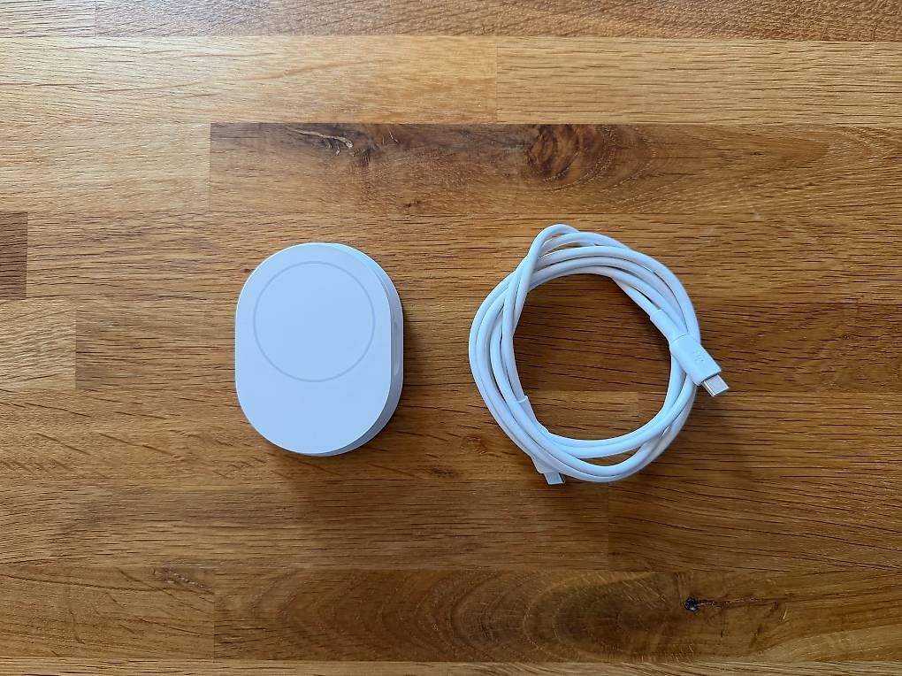 Belkin Ladegeräte: Belkin Boost Charge Pro Qi2 magnetische Ladestation – Gebraucht aus Büren an der Aare von Supercoast