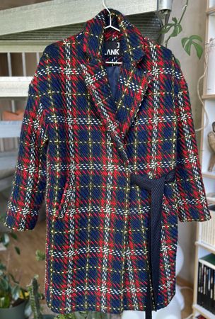 Karierter Kurzmantel aus Seoul / Südkorea