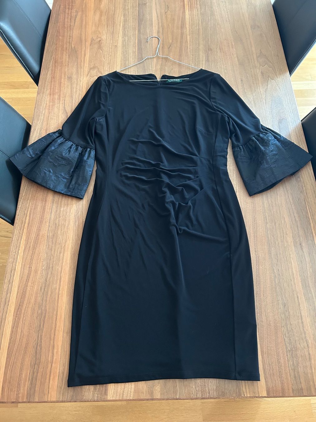 Lotti di vestiti: Kleiderpaket Designer gr 42 L/XL – Usato da Riehen venduto da Kami2005 2