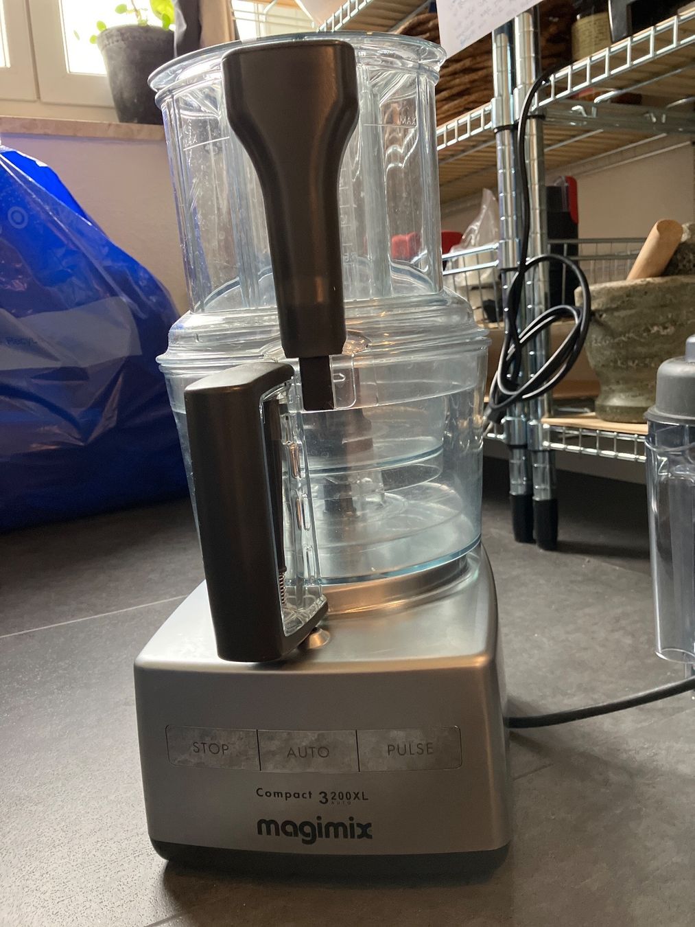 Magimix Elettrodomestici da cucina: Magimix Compact 3200 XL – Usato da Zürich venduto da gabrieluza