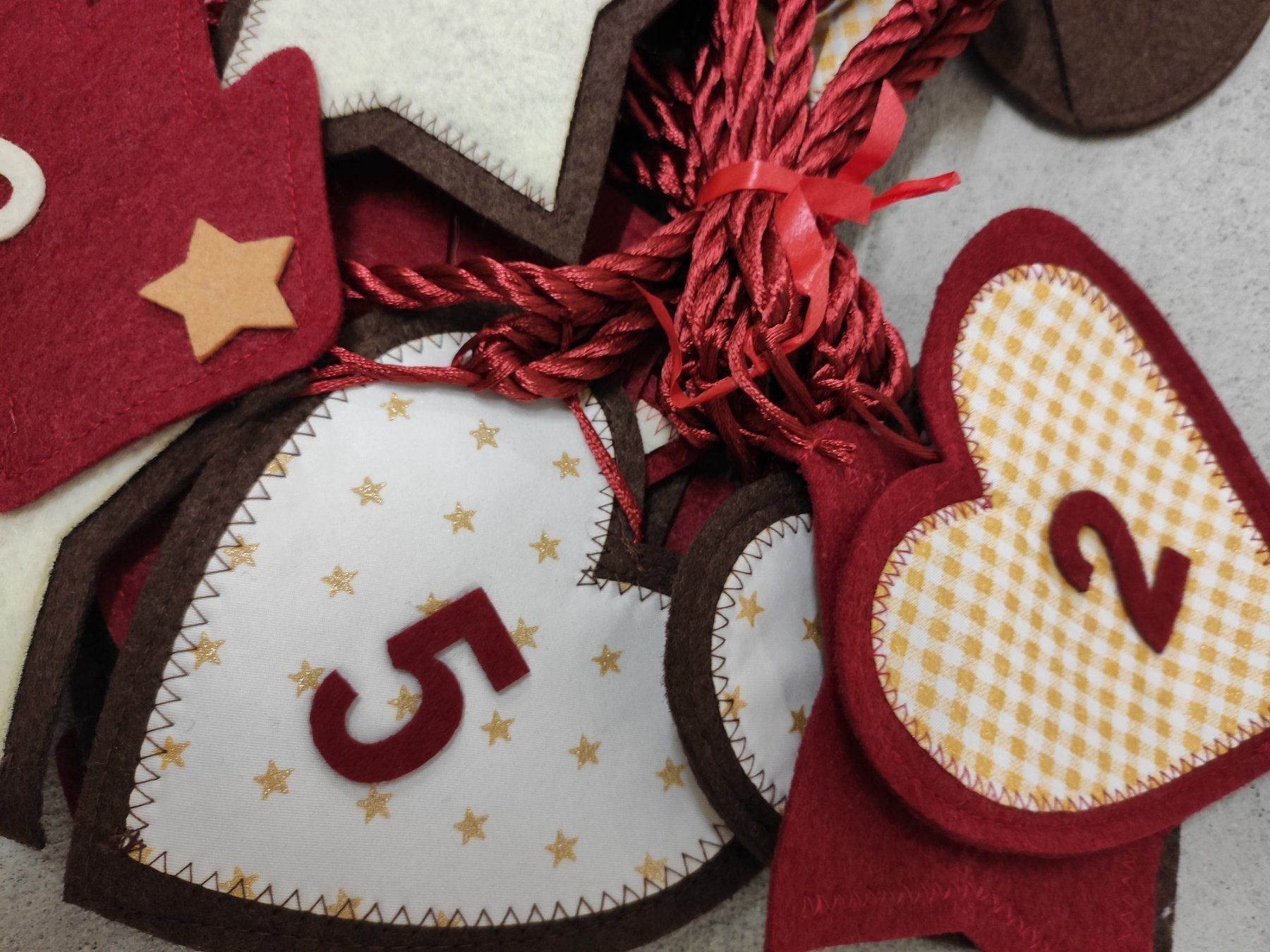 Tutte le decorazioni: Handgemachtes Adventskalender NEU – Nuovo e nell'imballaggio originale da Zürich venduto da chukye 4