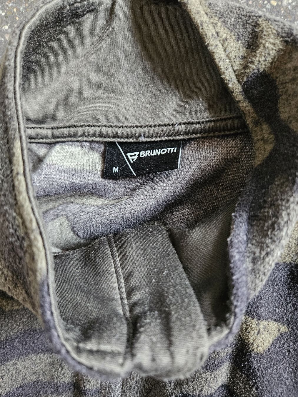 Brunotti Pulls & Sweat-shirts: Fleece Pullover Brunnotti Tarnmuster Grösse M  – Neuf (Voir description) à Anwil par tamoos 4