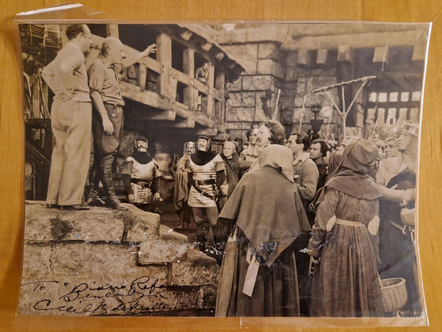 Autografi: Cecil B. DeMille, Original Autogramm s/w, mit Widmung – Usato da Salmsach venduto da Schusoa