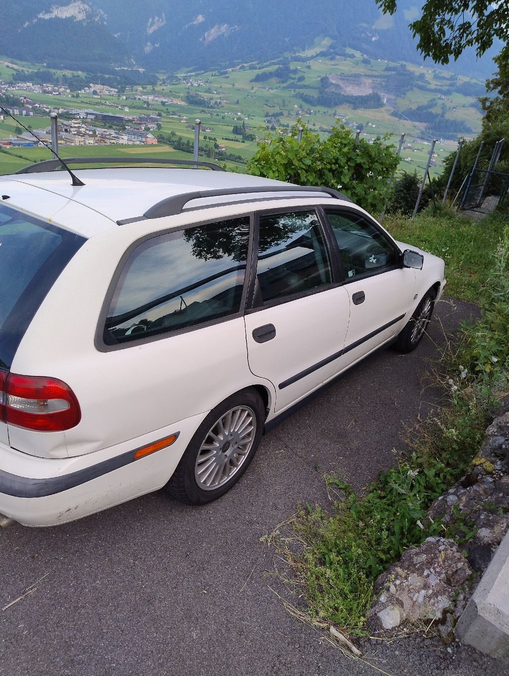 Autos: Volvo V40 – D'occasion à Seewen SZ par philipp779 3
