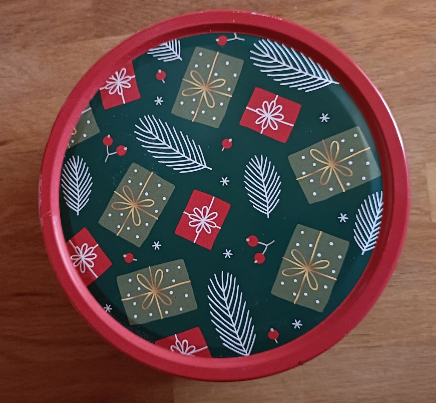 Recipients et similaires: boîte à biscuits  – D'occasion à Glovelier par rus_jk5v