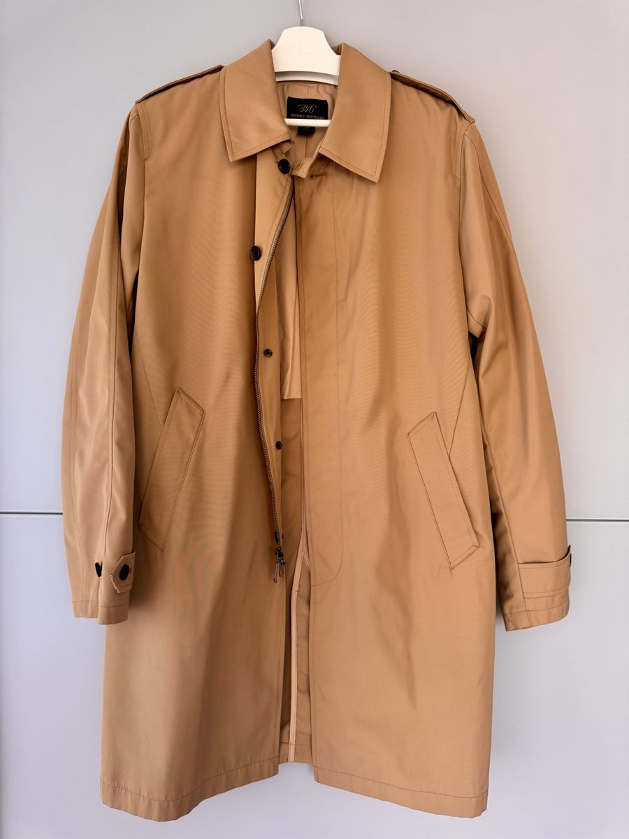 Cappotti: Brooks Brothers "346" Trench Coat – Usato da Mendrisio venduto da and_9tf8