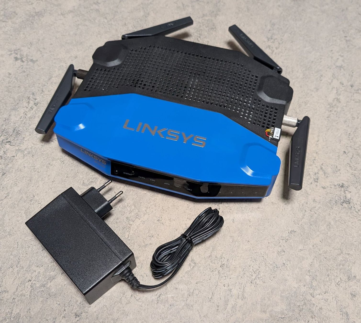 Linksys Modem & Router: Linksys WRT3200ACM – mit OpenWRT 19.07.5 – Usato da Worben venduto da sternli27 2