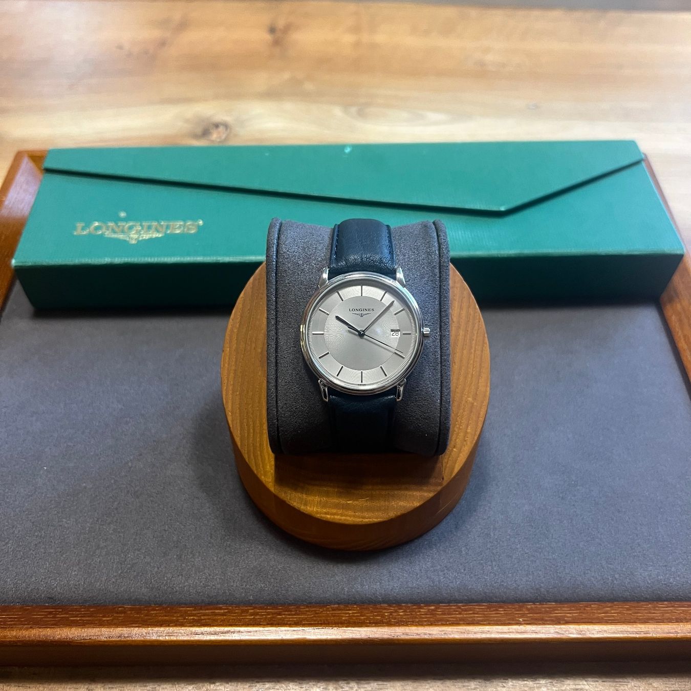 Longines Orologi: Longines La Grande Classique 33mm L4.677.4 – Usato da Carouge GE venduto da Watchaser 9