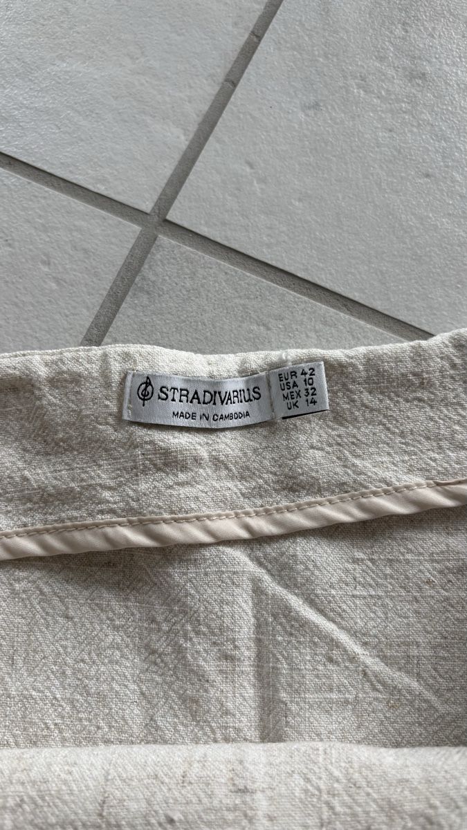 Stradivarius Gonne: Stradivarius Rock helles beige 42 – Usato da Seengen venduto da sa_land 3