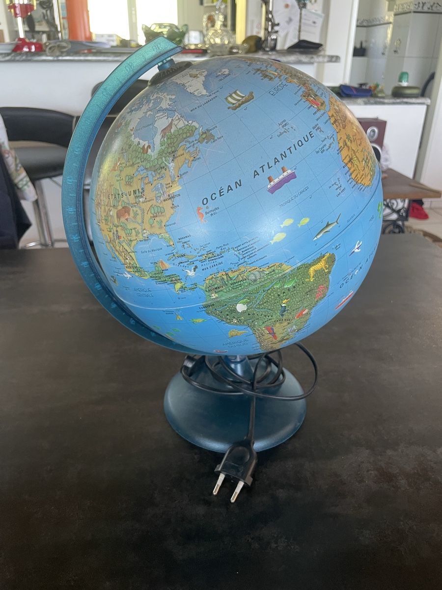 Lampade: Globe Terrestre Lumineux Lampe Enfant – Usato da Vallamand venduto da Bricbracbroc82