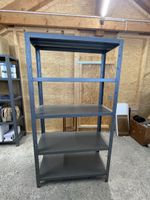 Metallregal grau mit vier Tablaren gebrauchter Zustand