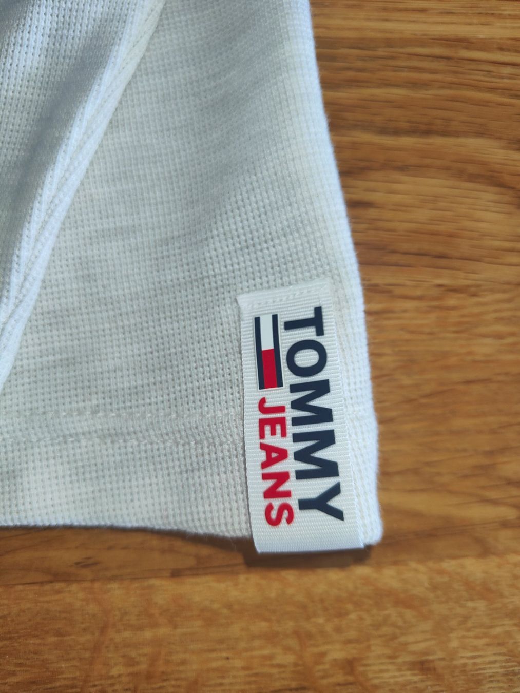 Maglioni & Felpe: Tommy Jeans  Herren Pullover, Top Zustand, Grösse S – Nuovo e nell'imballaggio originale da Davos Platz venduto da jon_2b56 3