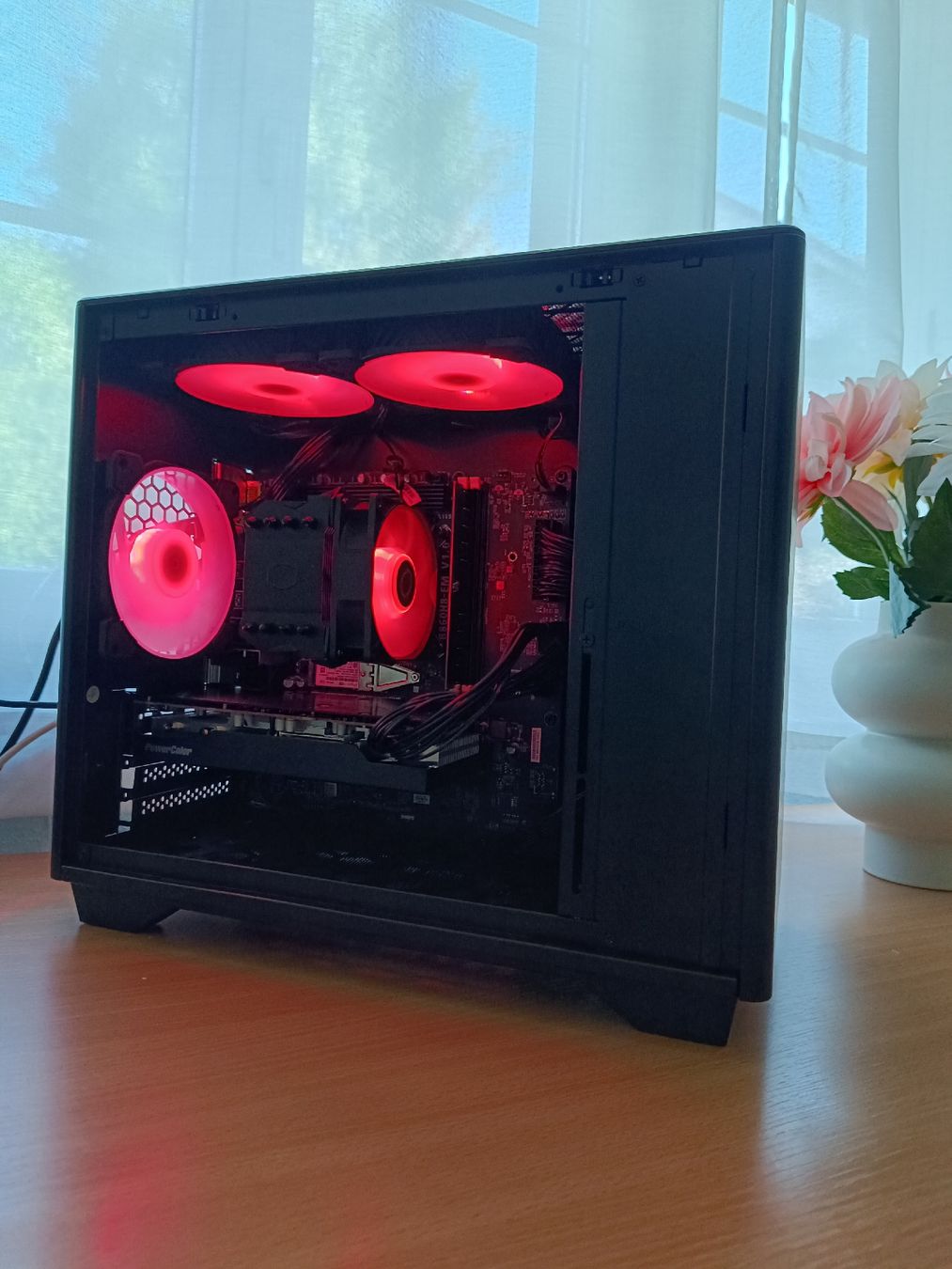Intel PC: Gaming PC Intel Core Ultra 5, 32GB RAM, AMD RX 7600, Win 11 – Nuovo (secondo la descrizione) da Sitterdorf venduto da phoenix_85 1