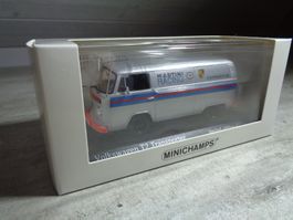 Minichamps 1:43 Assistance course VW T2 1972 Porsche Martini
