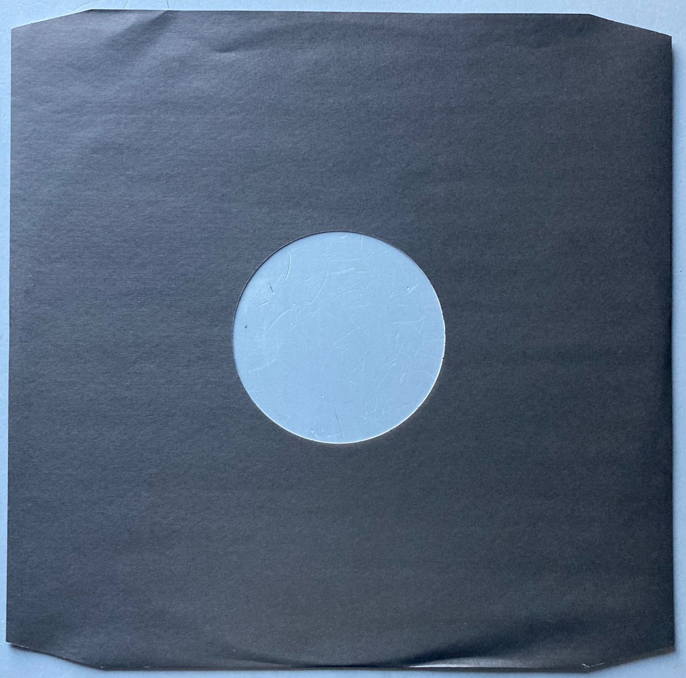Vinyles: THE DUES - LIVE – D'occasion à Poliez-Pittet par Newtown-Records 2