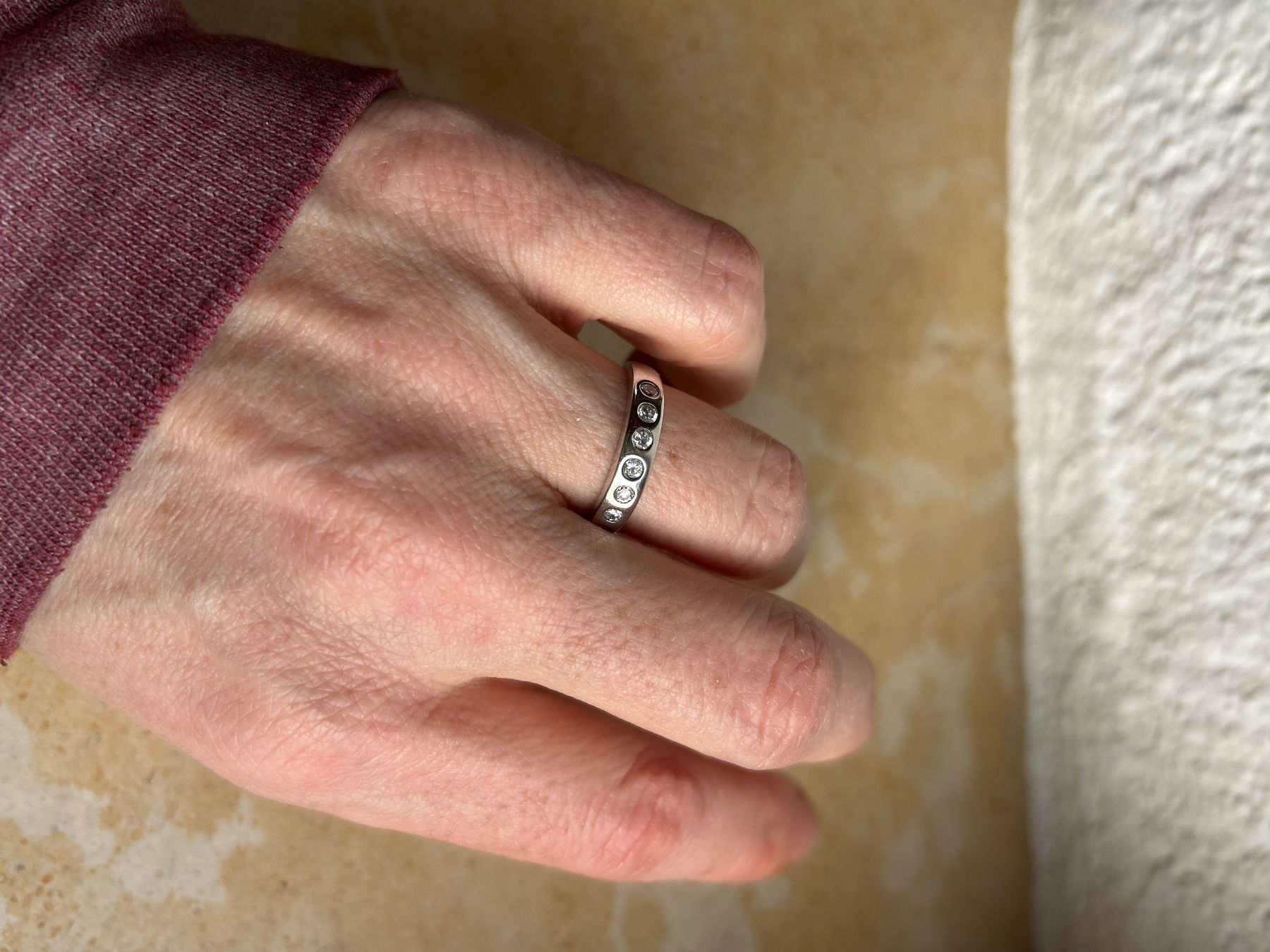 Anelli: Schicker Damenring mit 7 Sternchen weiss (Gr. 54) – Usato da Laufen venduto da Bellavitaboom 2