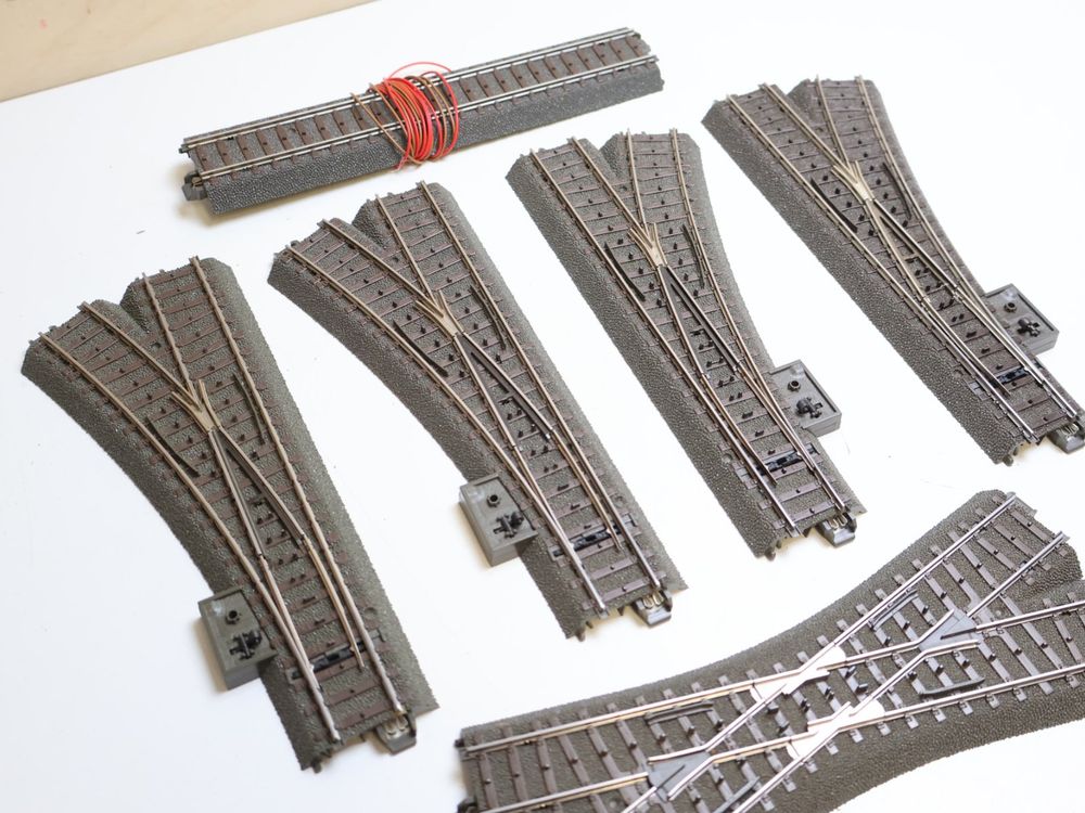 Märklin 6 x Weichen C-Gleis / Kreuzung / ... H0 - NP: 120.- | Kaufen ...