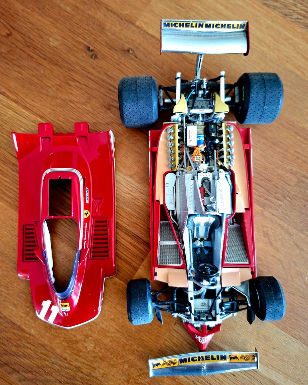 Exoto Modellautos: Ferrari 312T4 / Jody Scheckter – Gebraucht aus Heimberg von csm_7q9h 3
