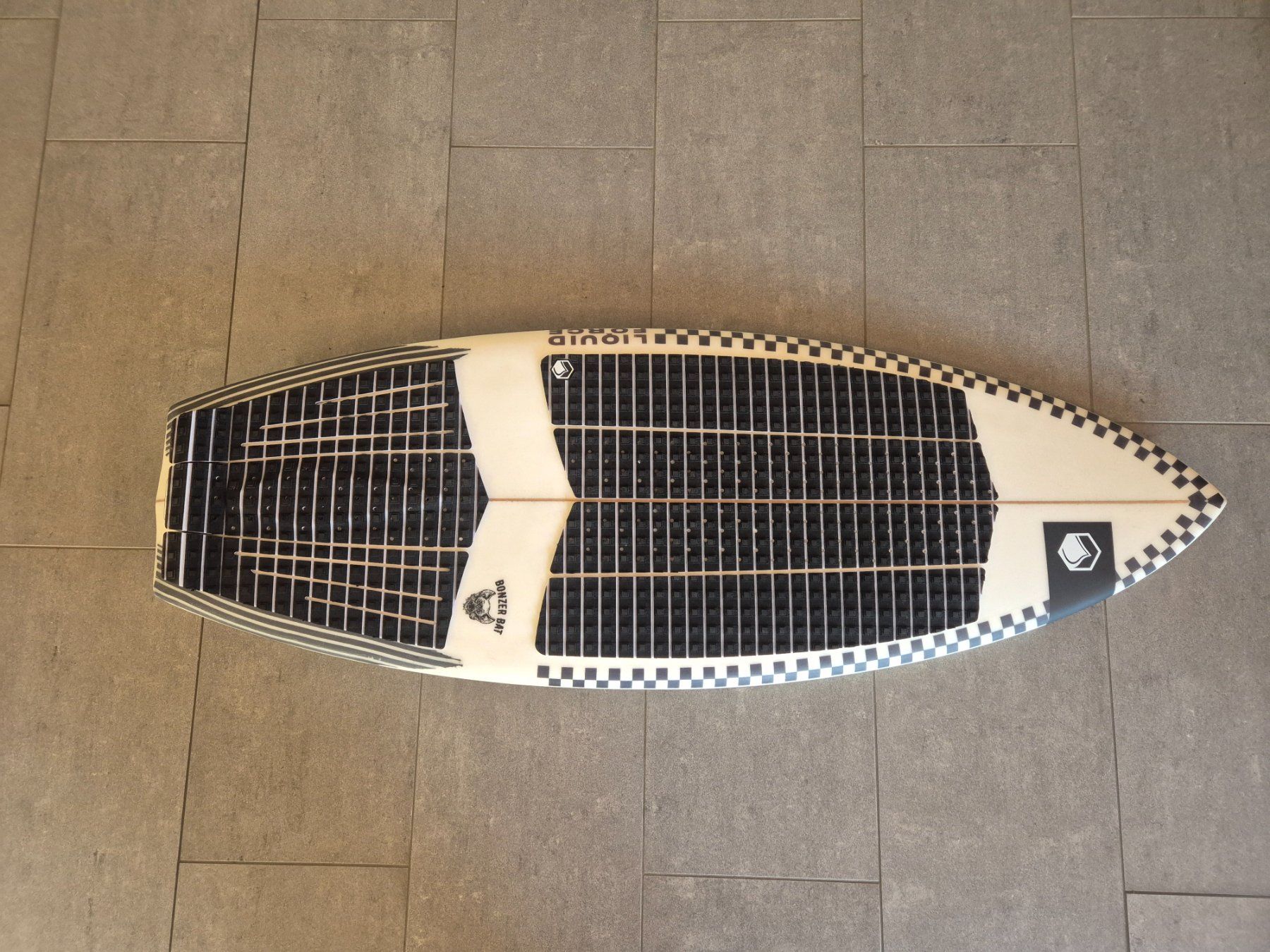 Planches de surf: Liquid Force Bat 4'6'' Wakesurf Board – D'occasion à Feutersoey par agehret 5